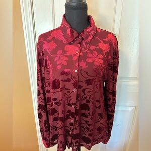 Ultra Pink Velvet Top in Deep Red